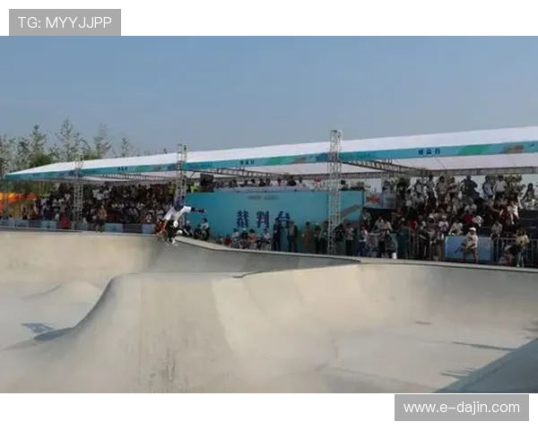 成都极限运动嘉年华滑板队精彩表现点评与节奏分析